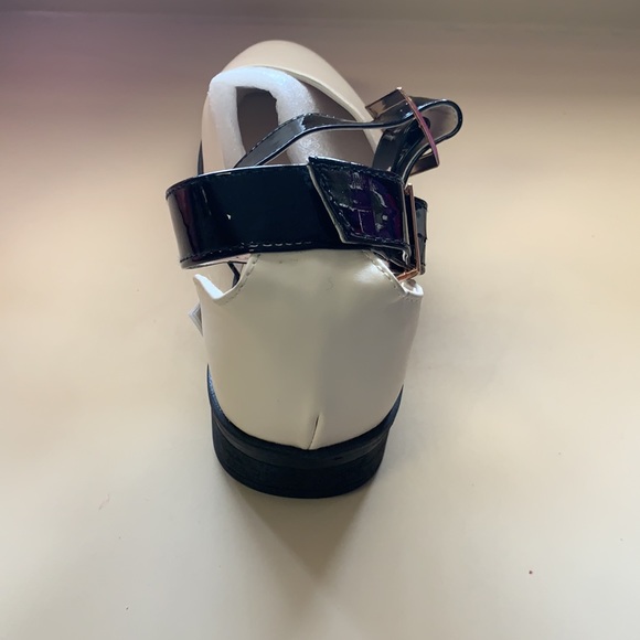 Nora Cora; Sz 10; Cream and black. - Picture 4 of 4